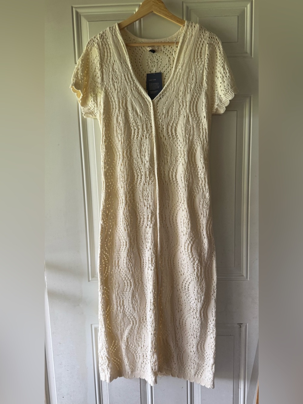 🎯50% OFF! Universal Thread woman’s cream short sleeve crochet midi sweater dress